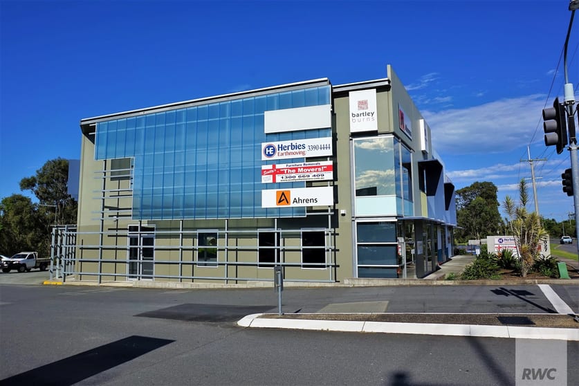 Click to view all images 4/1027 Manly Road Tingalpa QLD 4173 - Image 1