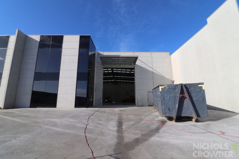 Click to view all images 20 or 22 Buontempo Road Carrum Downs VIC 3201 - Image 2
