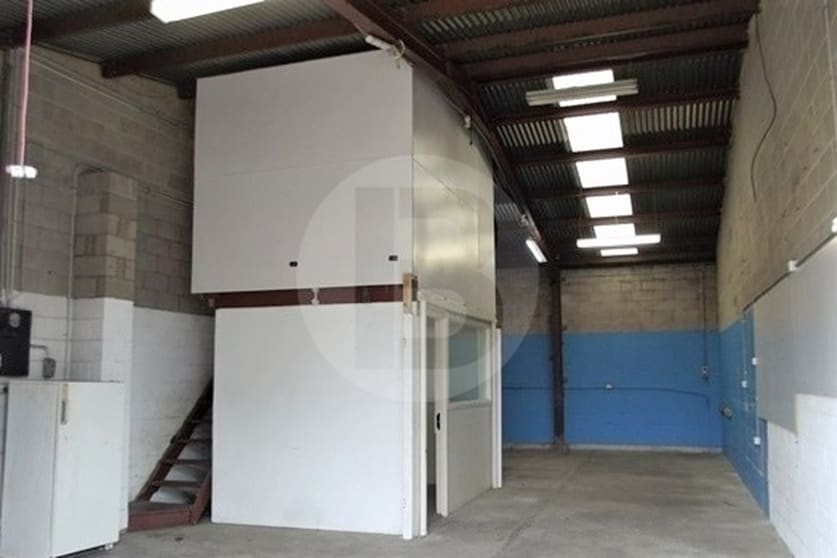Click to view all images 4/14 ANVIL ROAD Seven Hills NSW 2147 - Image 3