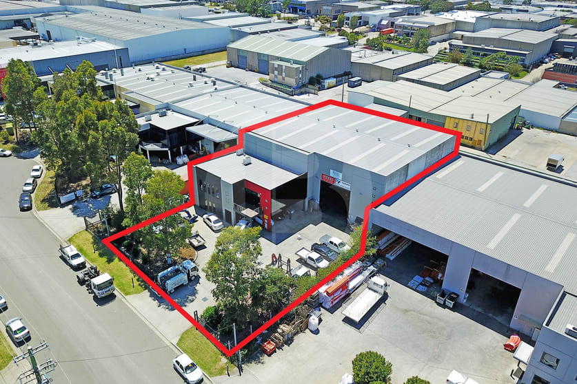 Click to view all images 10 CAVASINNI PLACE Wetherill Park NSW 2164 - Image 1