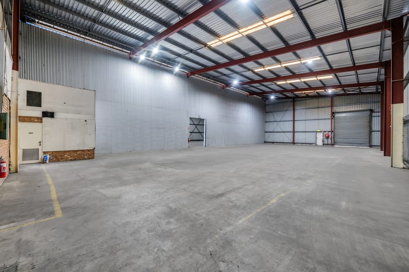 Click to view all images Units 4 - 5/150-152 Francis Road Wingfield SA 5013 - Image 3