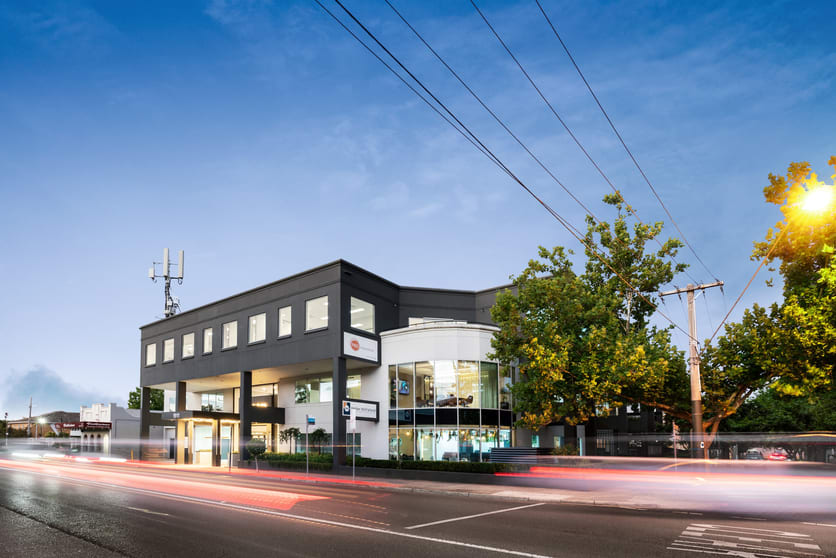 Click to view all images 1911 Malvern Road Malvern East VIC 3145 - Image 2