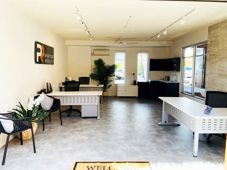 Click to view all images Tenancy 8/95 Eumundi Road Noosaville QLD 4566 - Image 1