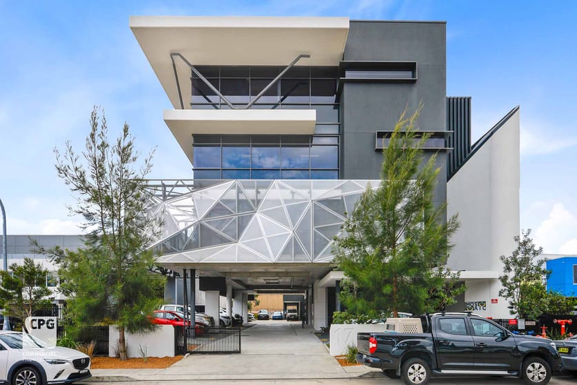 Suites/17 Wurrook Circuit Caringbah NSW 2229 - Image 1