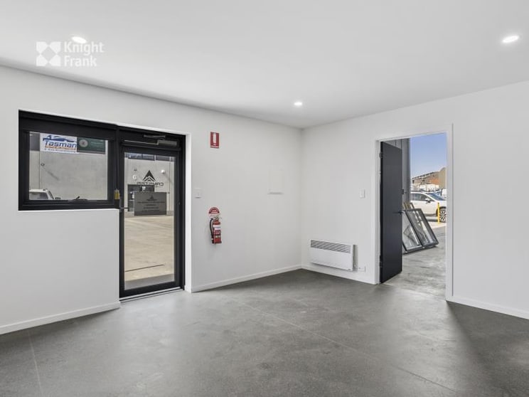 Click to view all images Unit 5, 7 Cessna Way Cambridge TAS 7170 - Image 2