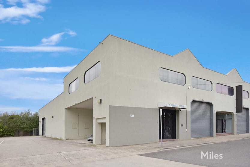 Click to view all images Front/3 Abbott Street Alphington VIC 3078 - Image 1