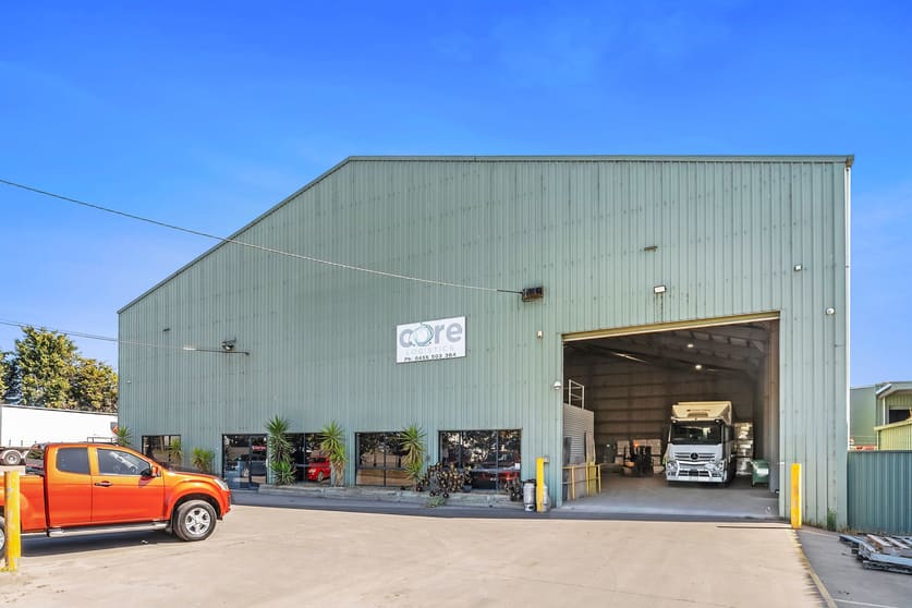 Click to view all images 71-75 Buckley Grove Moolap VIC 3224 - Image 2
