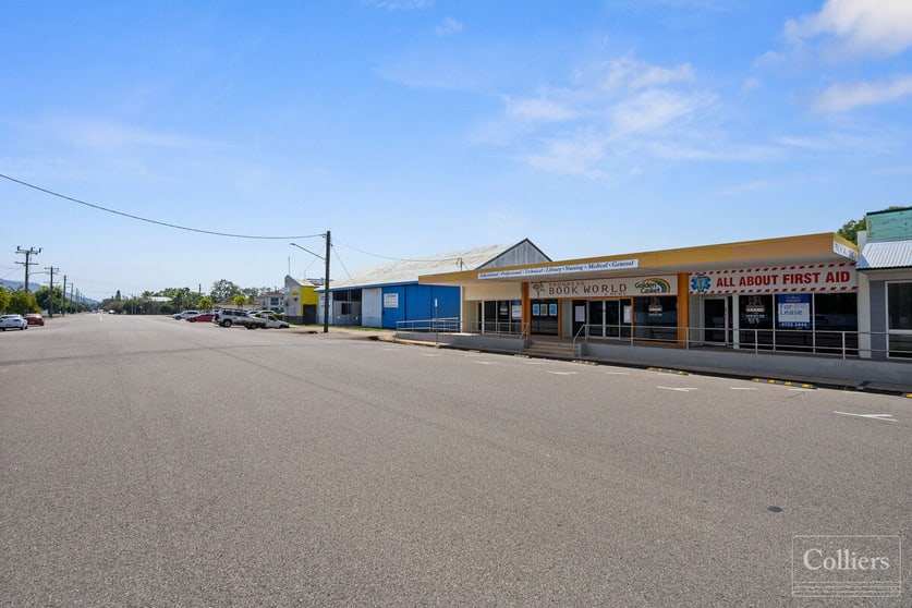 Click to view all images 1/15 Hammett Street Currajong QLD 4812 - Image 1