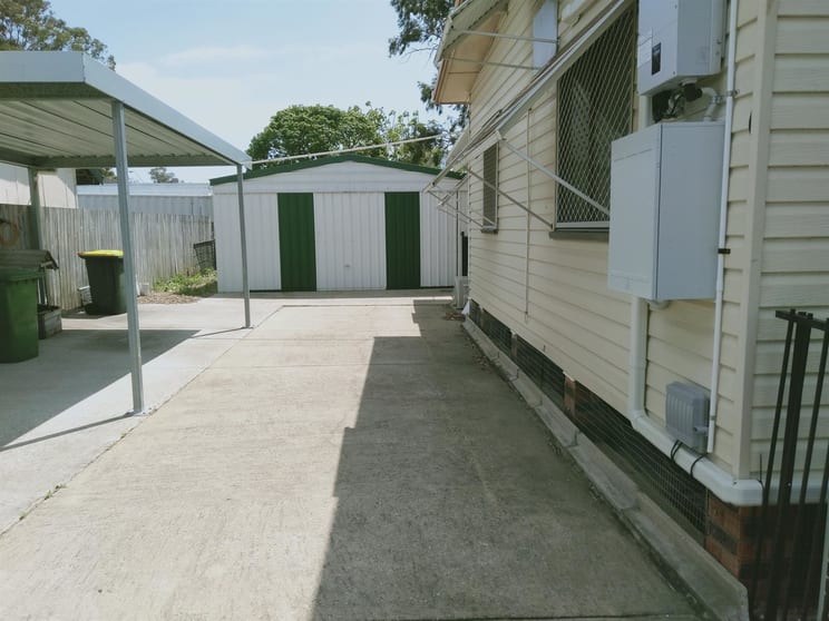 Click to view all images Clontarf QLD 4019 - Image 2
