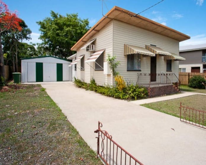 Click to view all images Clontarf QLD 4019 - Image 1