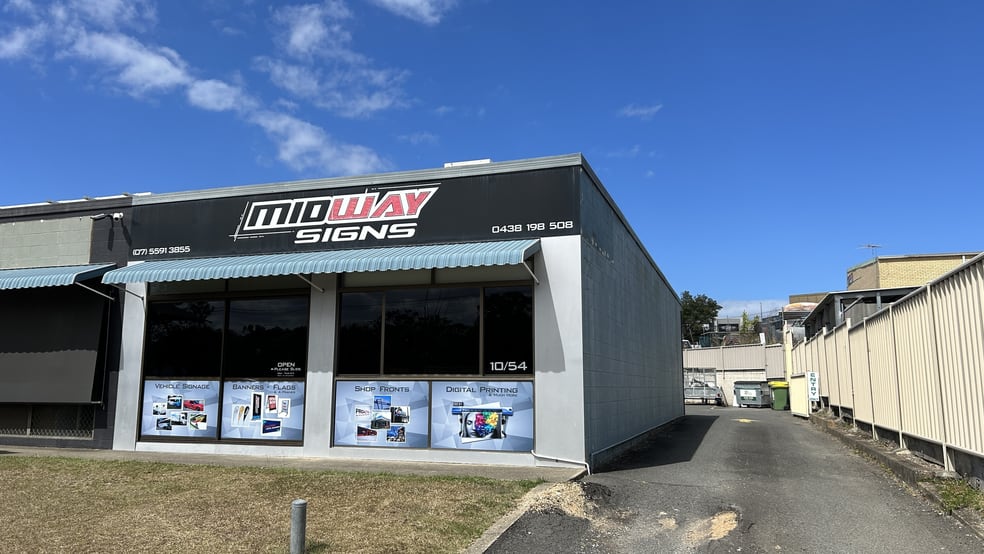 Click to view all images 10/54 Bailey Crescent Southport QLD 4215 - Image 2