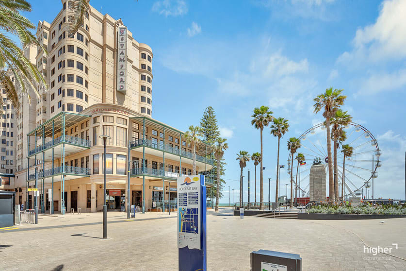 Click to view all images 2 Jetty Road Glenelg SA 5045 - Image 3