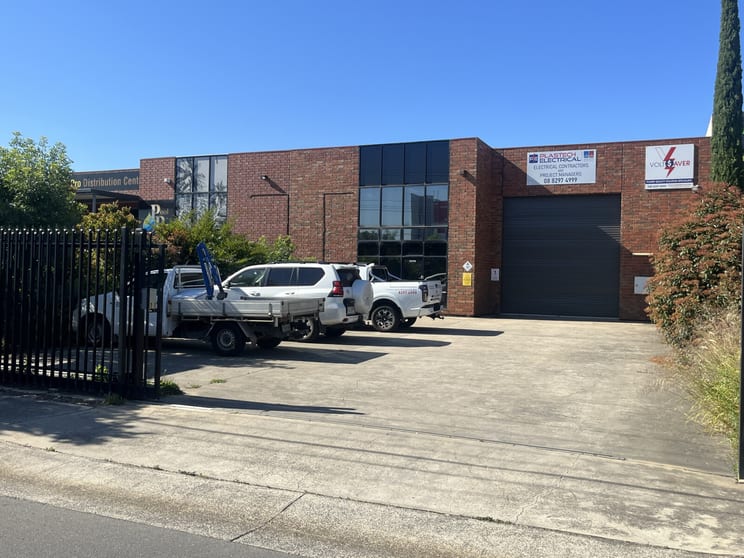 Click to view all images 11 Commercial Street Marleston SA 5033 - Image 2
