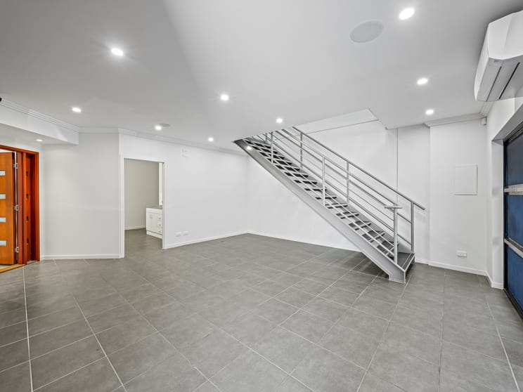 25/8 Riverland Drive Loganholme QLD 4129 - Image 2