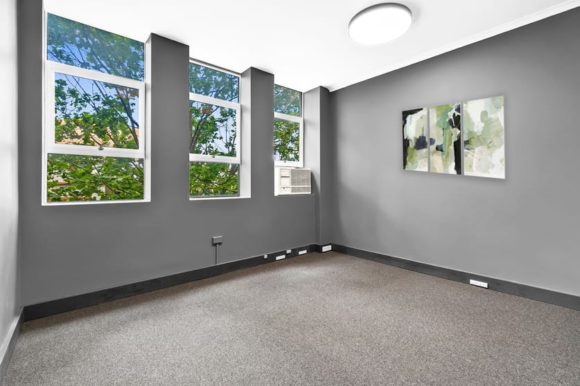 Click to view all images 305/195 Macquarie Street Sydney NSW 2000 - Image 3