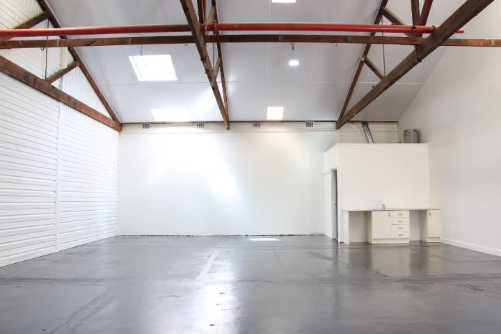15/167 Beavers Road Northcote VIC 3070 - Image 2