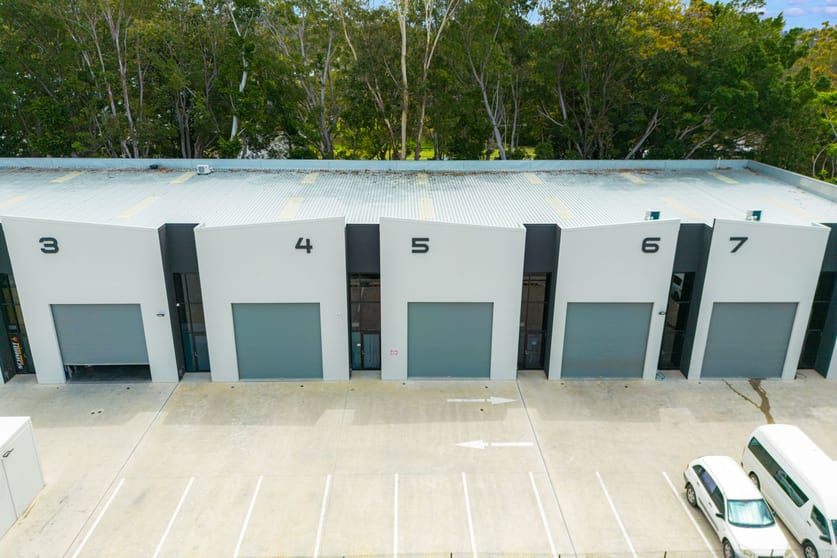 Click to view all images Unit 5/14 Wheeler Crescent Currumbin Waters QLD 4223 - Image 2