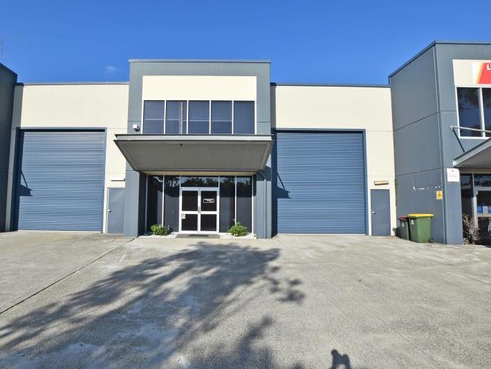 Click to view all images Unit 4/3 Kullara Close Beresfield NSW 2322 - Image 1