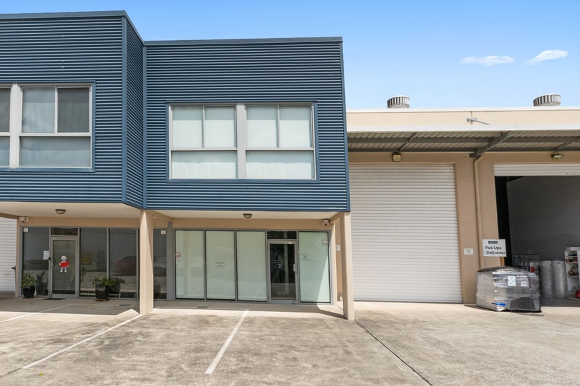 Click to view all images 5/109 Riverside Place Morningside QLD 4170 - Image 2