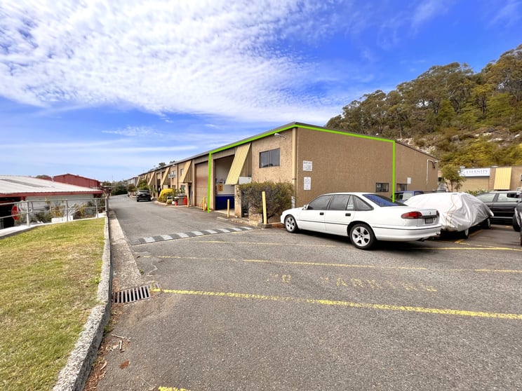 Click to view all images 6/104 Old Pittwater Road Brookvale NSW 2100 - Image 1