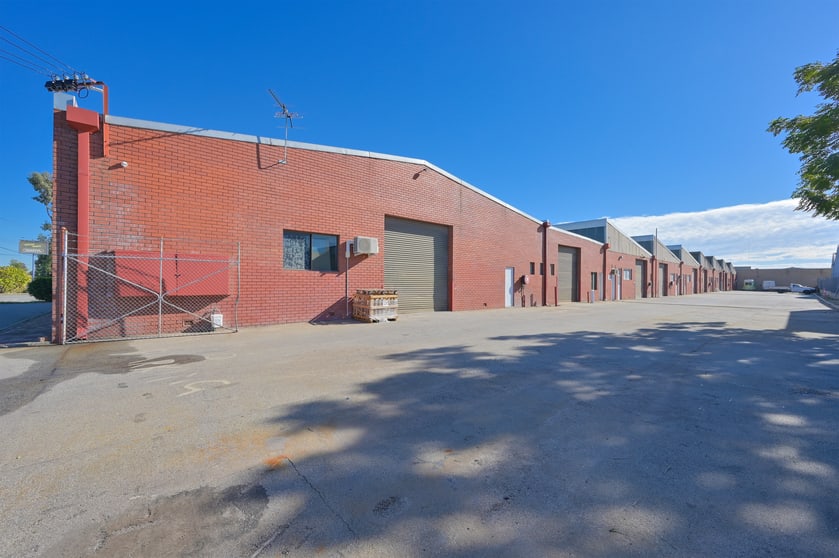 Click to view all images 4/213-215 Collier Road Bayswater WA 6053 - Image 2