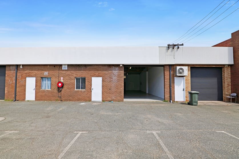 Click to view all images Unit 1/47 Tate Street Bentley WA 6102 - Image 1
