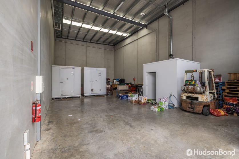 8/21 Cook Road Mitcham VIC 3132 - Image 2
