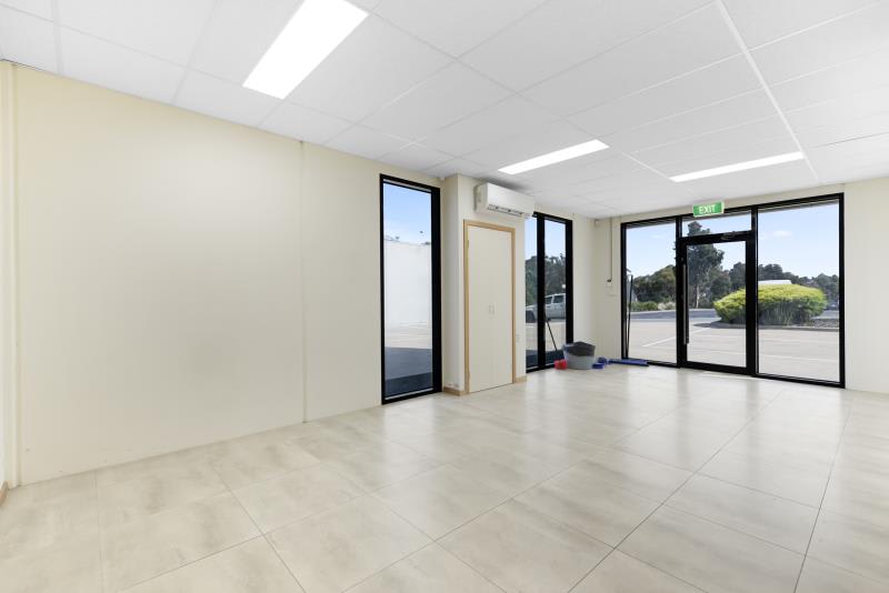 Unit 2/9 National Drive Hallam VIC 3803 - Image 3