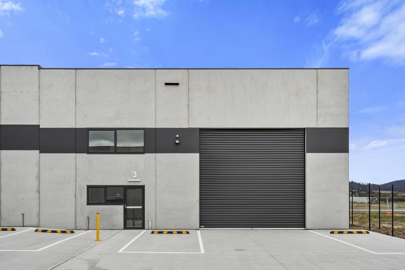 Click to view all images Unit 3, 1 Corvalis Lane Cambridge TAS 7170 - Image 2
