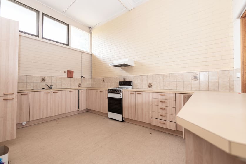 Click to view all images 428 high street road Mount Waverley VIC 3149 - Image 1