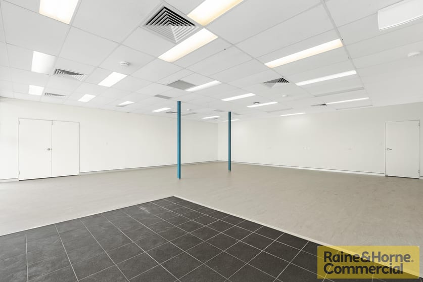 Click to view all images 17/56 Lavarack Avenue Eagle Farm QLD 4009 - Image 2