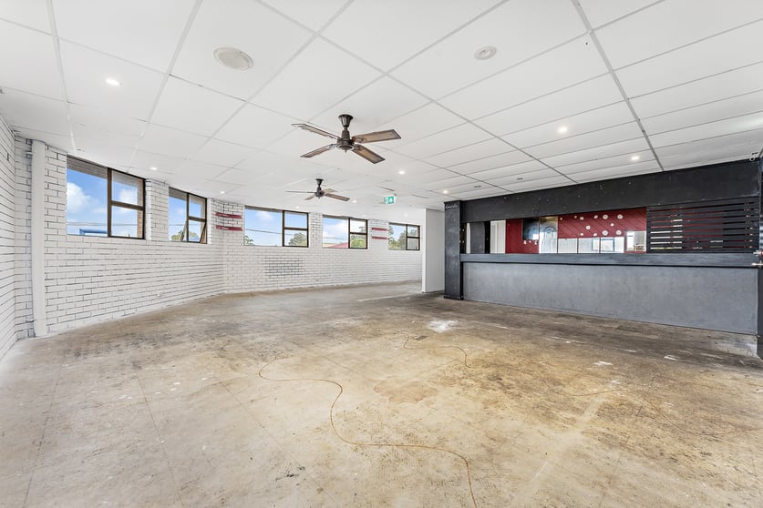 Click to view all images Suite 11/37-39 Princes Highway Dapto NSW 2530 - Image 1
