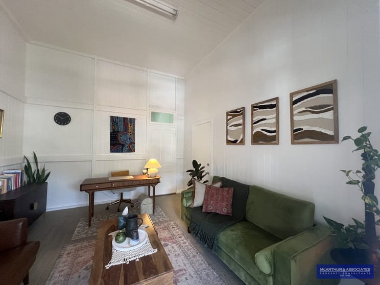 Click to view all images Yeppoon QLD 4703 - Image 2