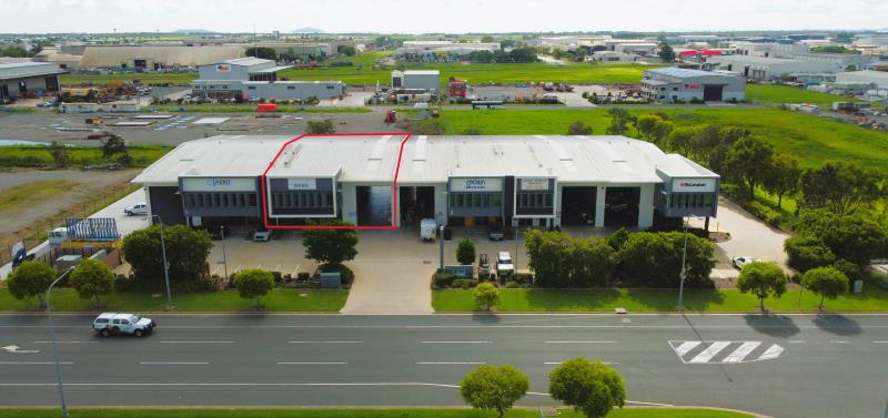 Click to view all images 4/4, 78-88 Maggiolo Drive Paget QLD 4740 - Image 2