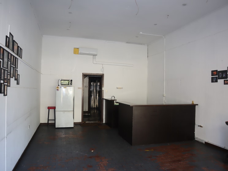 Click to view all images 176 Rathdowne Street Carlton VIC 3053 - Image 3