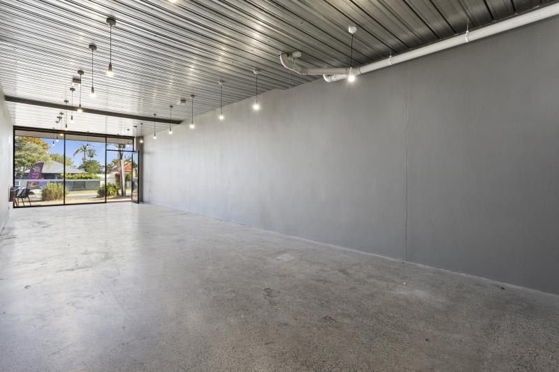 Click to view all images 68 May Road Narraweena NSW 2099 - Image 2