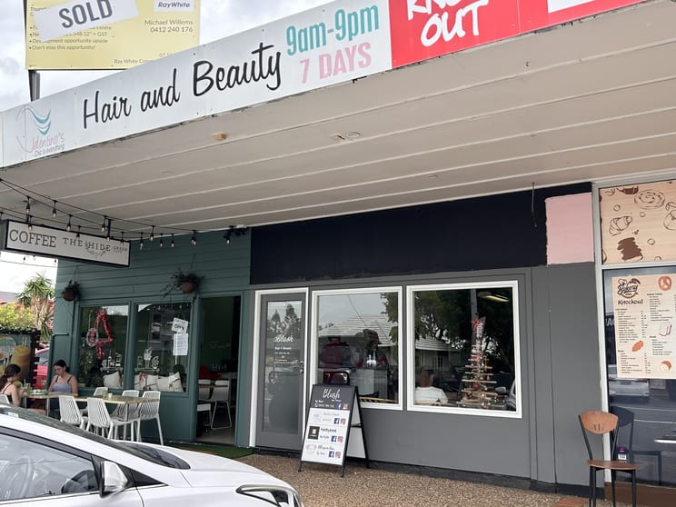 Click to view all images 1A/200 Preston Road Manly West QLD 4179 - Image 2