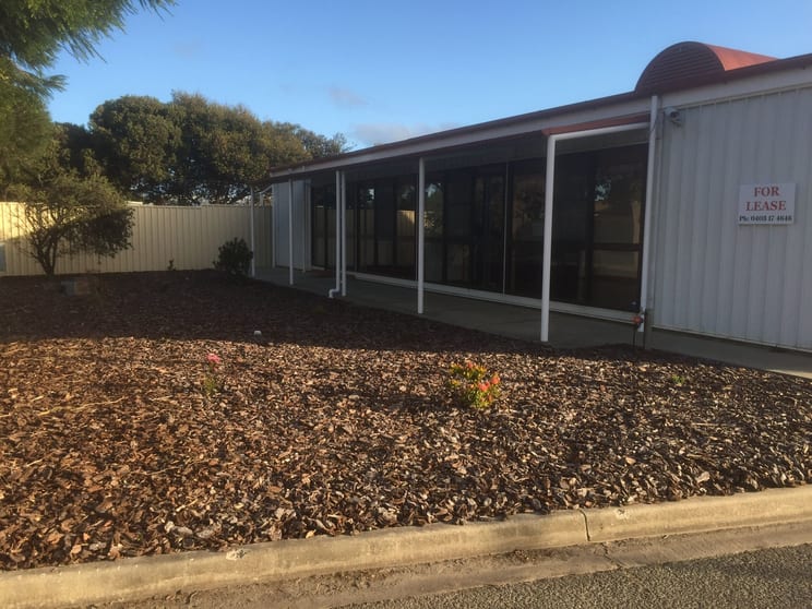 Click to view all images 29-33 MAUDE STREET Encounter Bay SA 5211 - Image 1