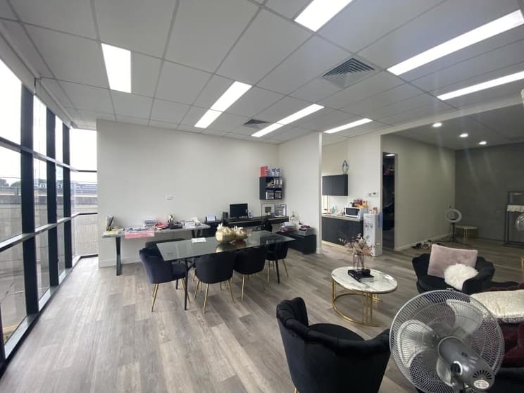 Click to view all images Unit 8/38 Canterbury Road Bankstown NSW 2200 - Image 3