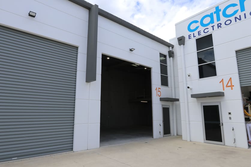 Click to view all images 15/9 Greg Chappell Drive Burleigh Heads QLD 4220 - Image 1