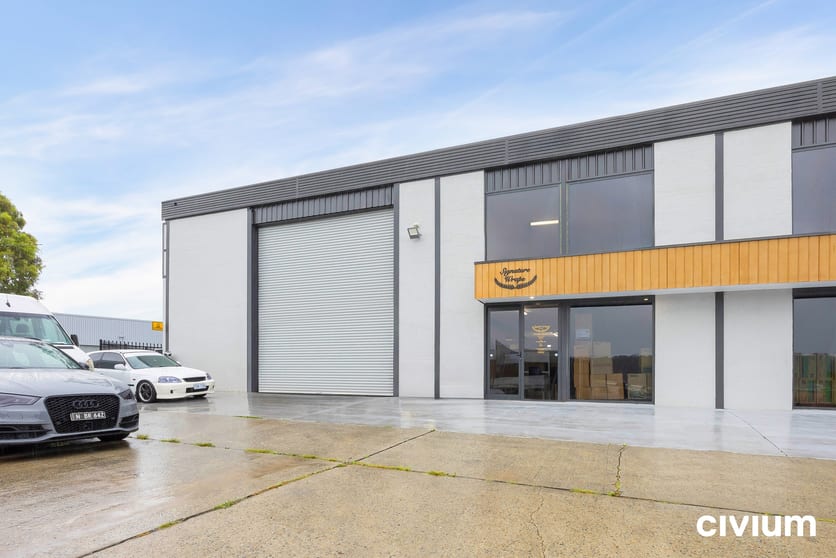 Click to view all images Unit 2/29 Carrington Street Queanbeyan NSW 2620 - Image 1