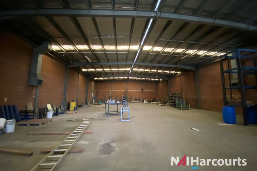 Click to view all images 22 Glenbarry Road Campbellfield VIC 3061 - Image 2