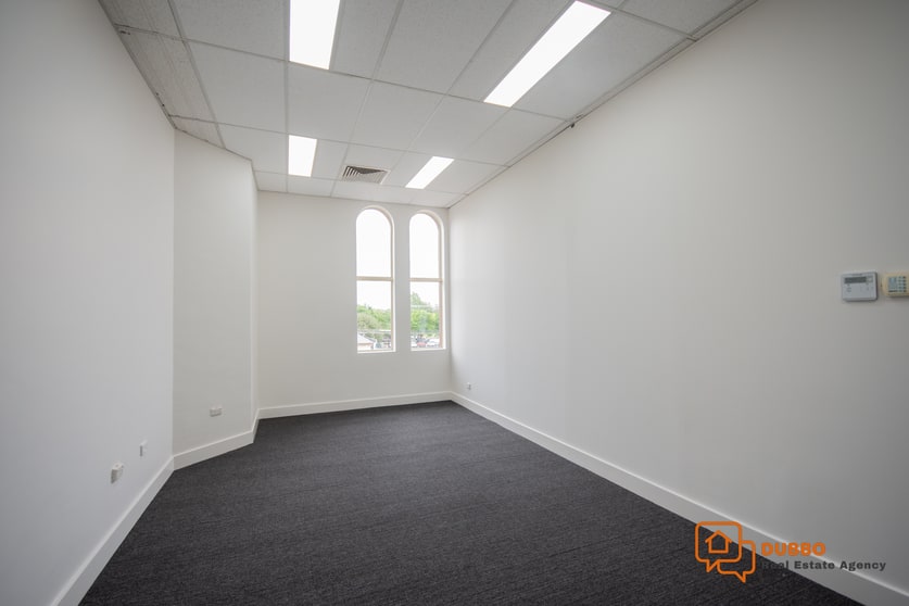 10 Bultje Street Dubbo NSW 2830 - Image 3