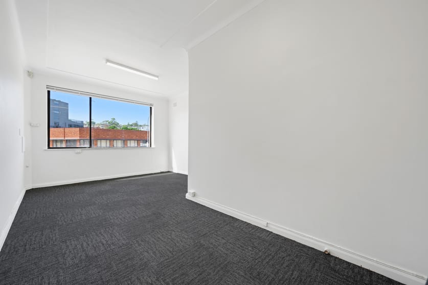 1/683 Pittwater Road Dee Why NSW 2099 - Image 2