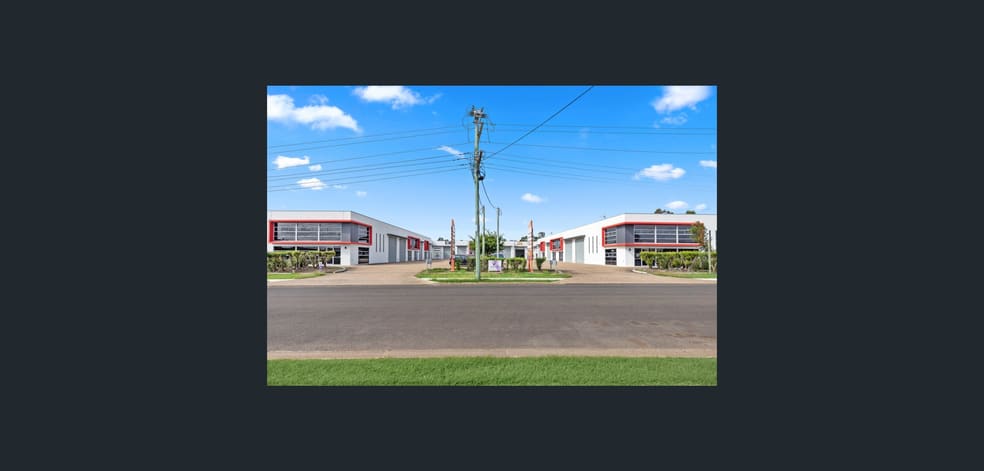 Click to view all images 5/6 Victory East Street Urangan QLD 4655 - Image 1