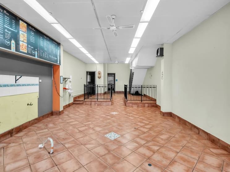 Click to view all images 139 Charles Street Launceston TAS 7250 - Image 3