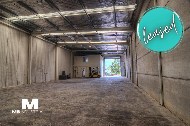 Click to view all images 4/4 Pat Devlin Close Chipping Norton NSW 2170 - Image 2