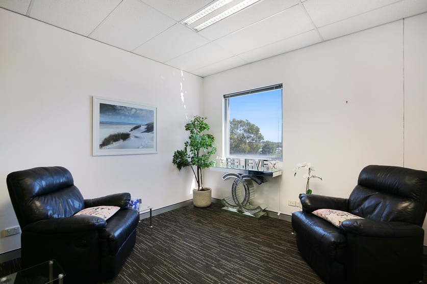 Click to view all images 4/166 Brighton Road Scarborough WA 6019 - Image 3