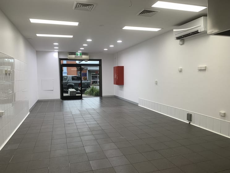 Click to view all images SHOP 5/66-72 The Boulevarde Toronto NSW 2283 - Image 2