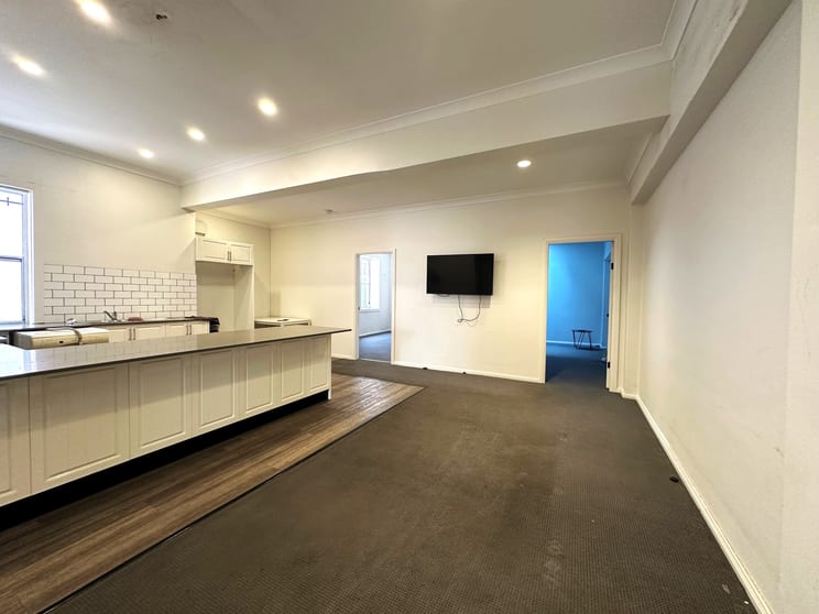 Click to view all images Level 1, 246 Crown Street Wollongong NSW 2500 - Image 2